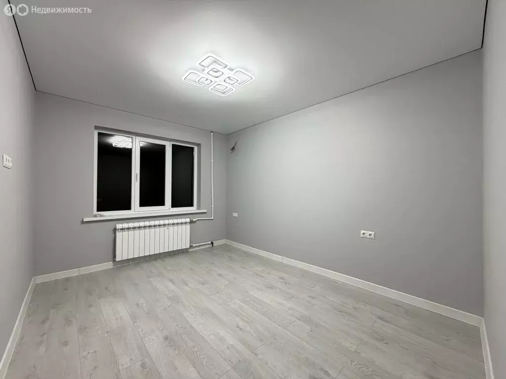 2-комнатная квартира: Нальчик, Эльбрусская улица, 1А (60 м) - Фото 1