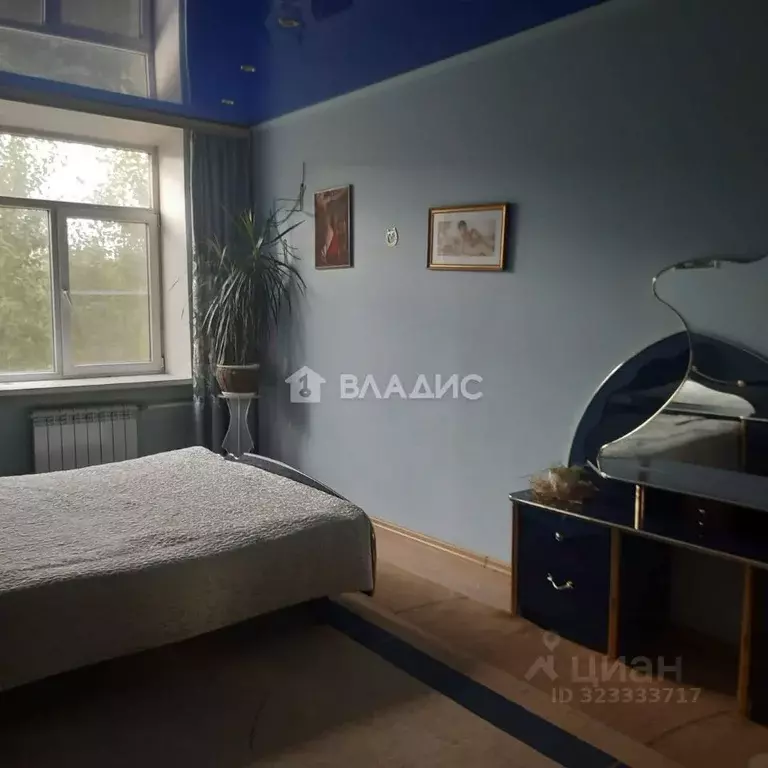 2-к кв. Бурятия, Улан-Удэ Октябрьская ул., 11 (56.1 м) - Фото 1