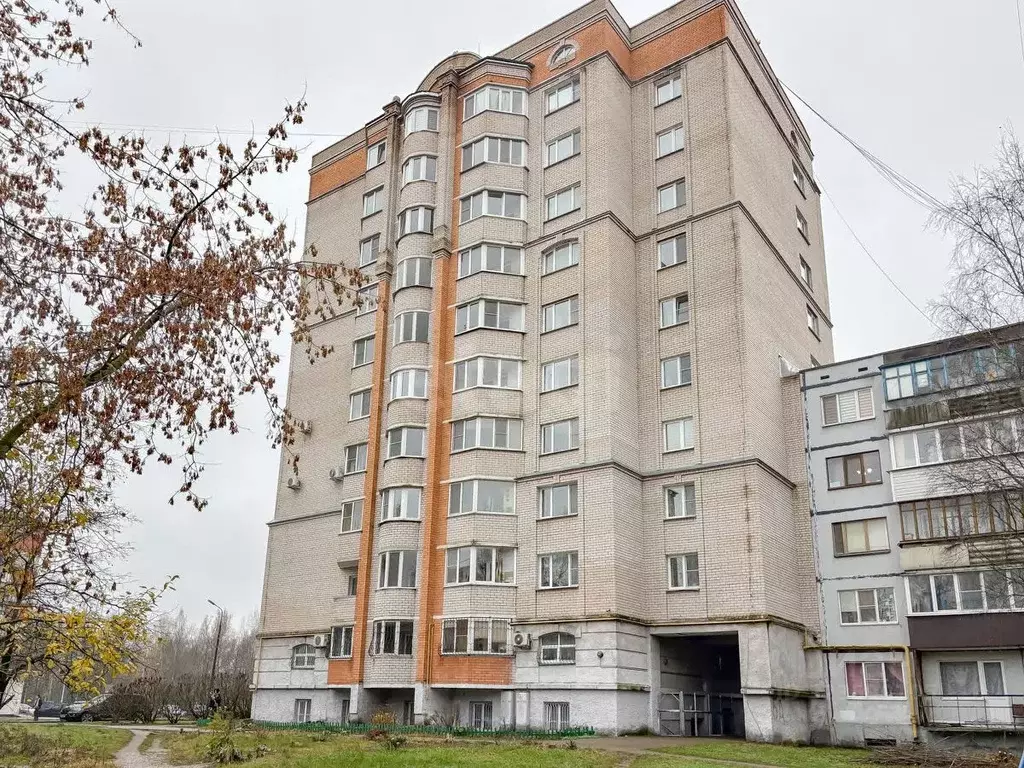 2-к кв. Псковская область, Псков ул. Новоселов, 5А (71.4 м) - Фото 0