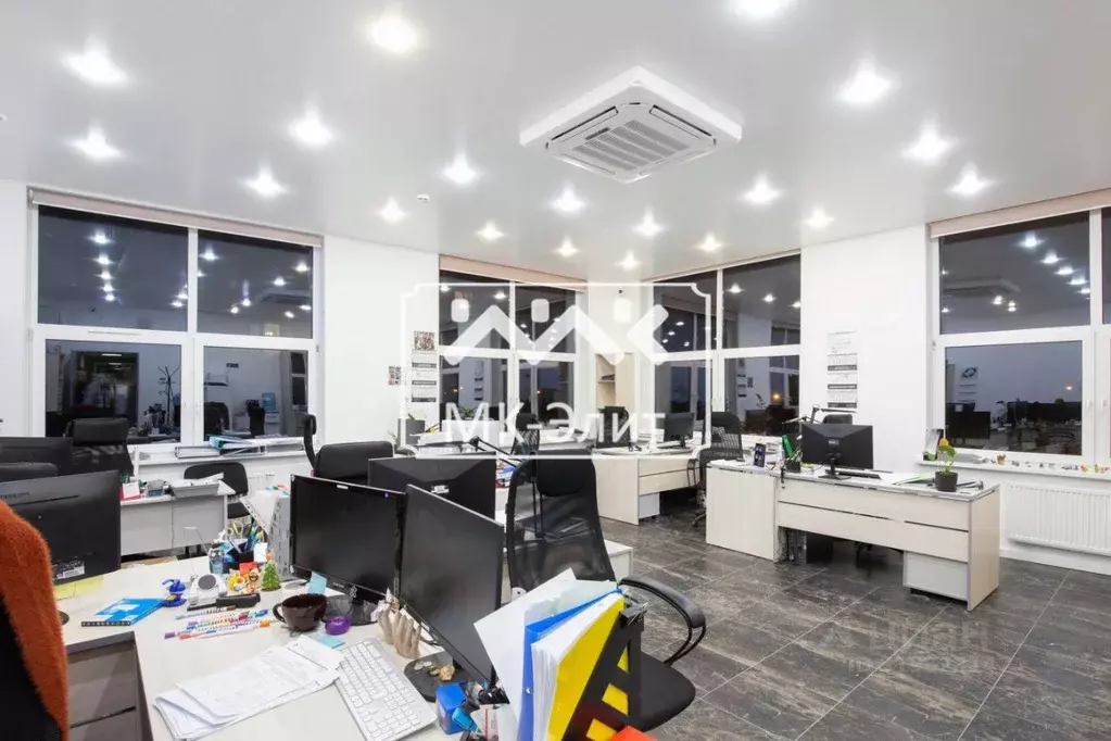 Офис в Санкт-Петербург Кременчугская ул., 19к1 (49 м) - Фото 0