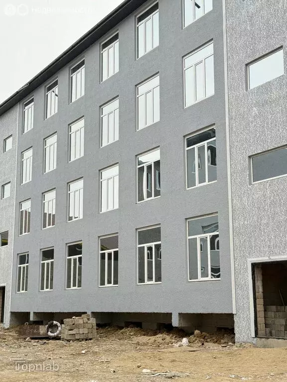 3-комнатная квартира: Нальчик, улица Мовсисяна, 9 (85.5 м) - Фото 1