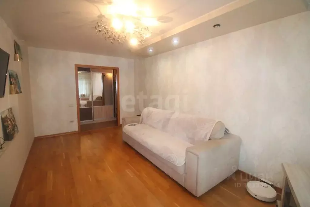 3-к кв. Челябинская область, Челябинск ул. Калинина, 1 (64.5 м) - Фото 1