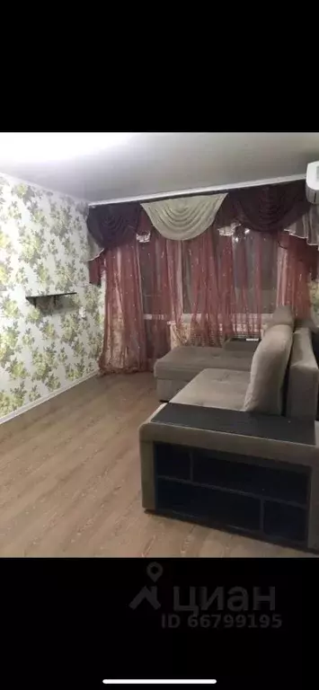 1-к кв. Саратовская область, Энгельс 1-й мкр, 8 (33.0 м) - Фото 0