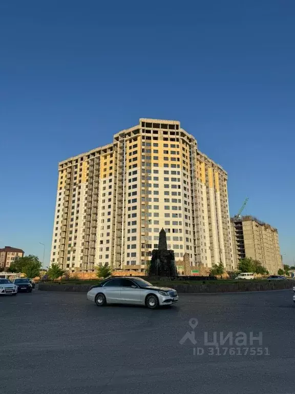 1-к кв. Чеченская республика, Грозный Краснофлотская ул., 1 (71.04 м) - Фото 0