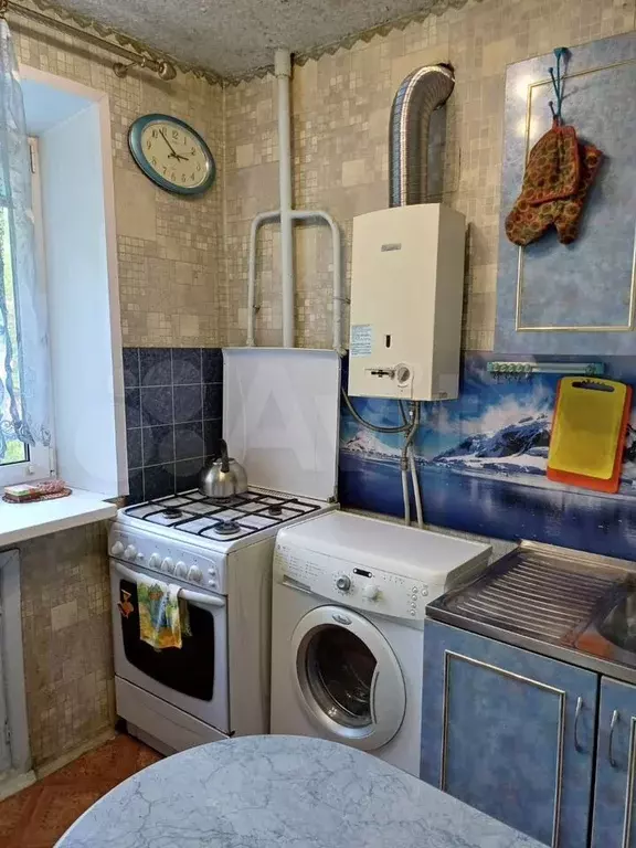 1-к. квартира, 32 м, 2/5 эт. - Фото 0
