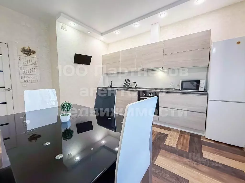 3-к кв. Иркутская область, Иркутск ул. Седова, 65А/4 (98.0 м) - Фото 1