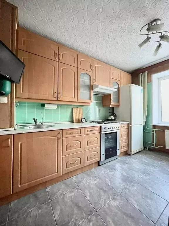 3-к кв. Санкт-Петербург ул. Нахимова, 3к1 (70.0 м) - Фото 1