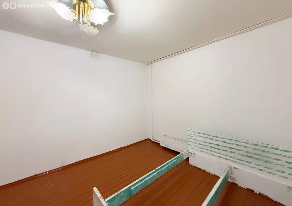 3-комнатная квартира: Новочебоксарск, улица Винокурова, 105 (65.4 м) - Фото 1