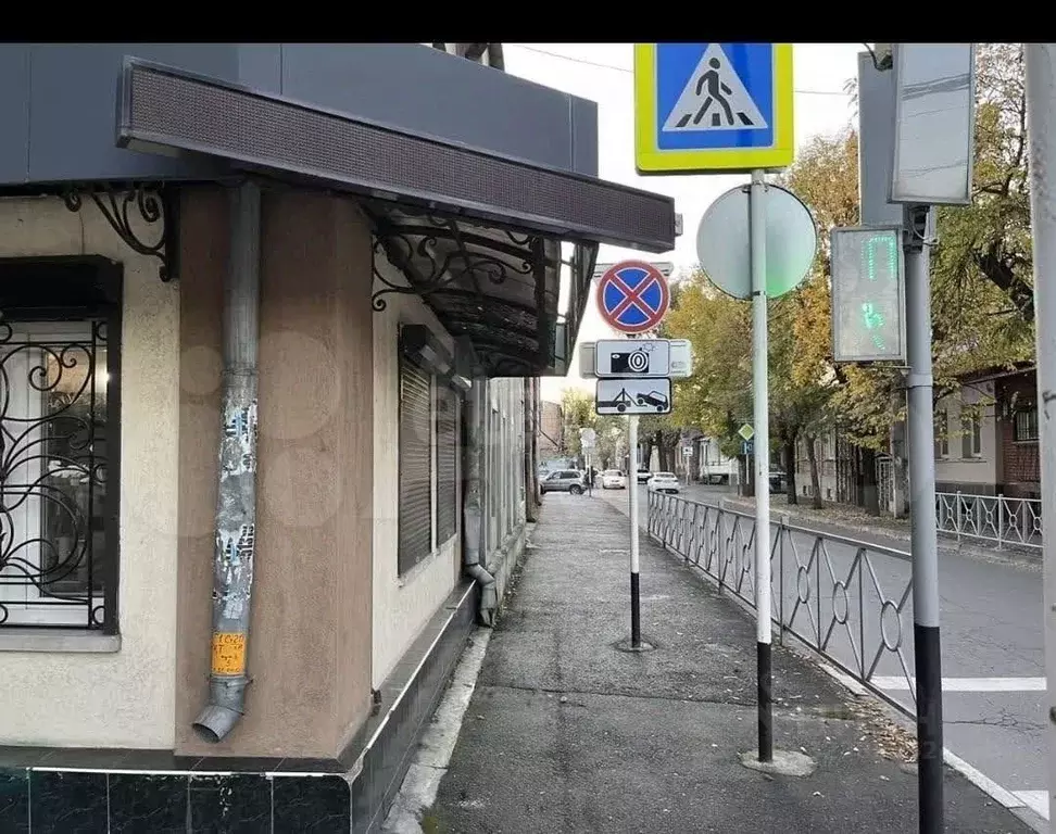 Торговая площадь в Северная Осетия, Владикавказ ул. Димитрова, 16 (50 ... - Фото 1