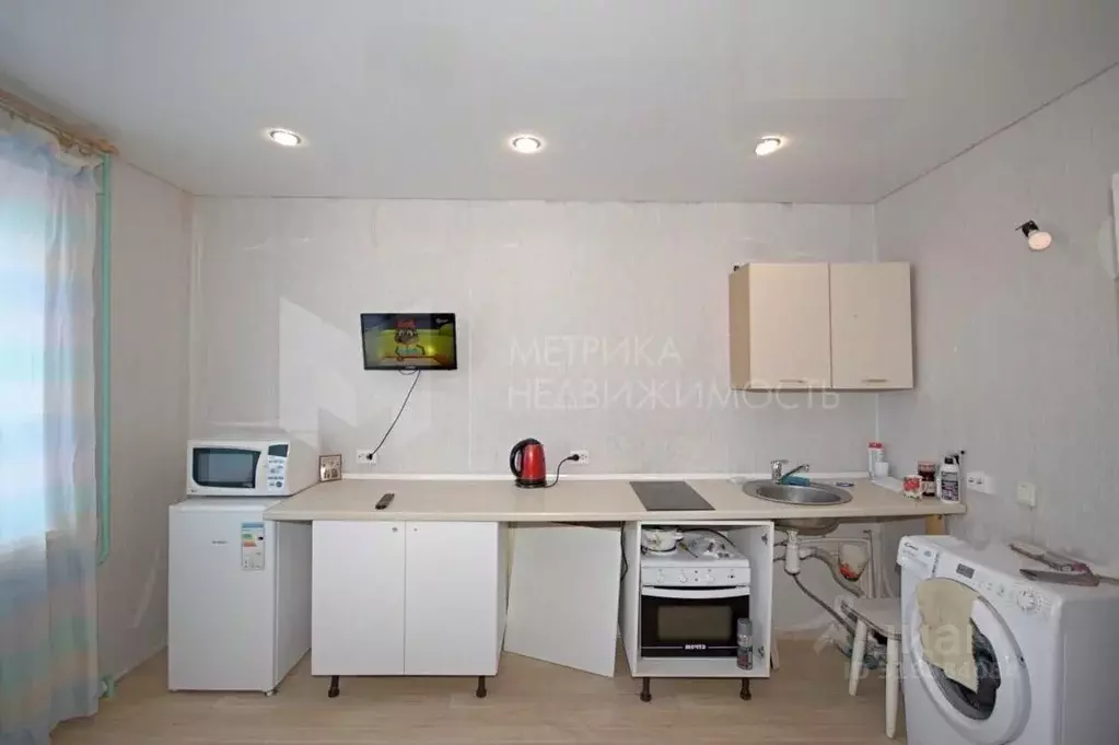 Студия Тюменская область, Тюмень Олимпийская ул., 15 (13.2 м) - Фото 0