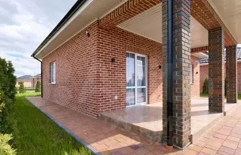 Дом в Калининградская область, Гурьевский муниципальный округ, пос. ... - Фото 1