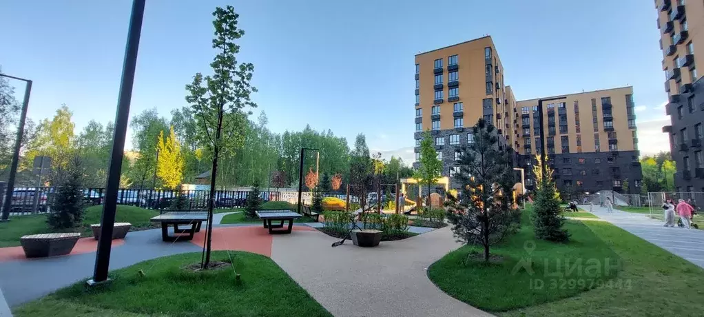 3-к кв. Москва ул. Льва Кассиля, 1к2 (83.4 м) - Фото 2