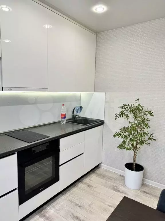 1-к. квартира, 40 м, 7/10 эт. - Фото 1