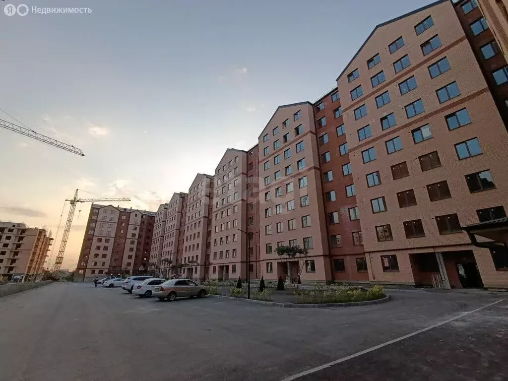 1-комнатная квартира: Владикавказ, улица Зураба Магкаева, 83к8 (52 м) - Фото 1