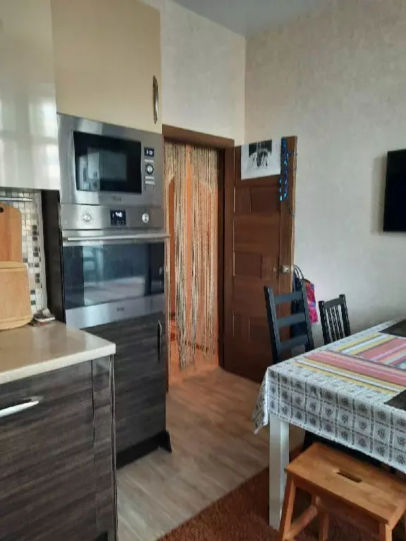 Продается 3-комнатная квартира - Фото 2