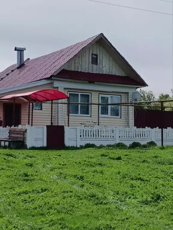Дом в Нижегородская область, Ардатовский муниципальный округ, с. ... - Фото 1