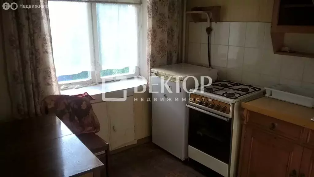 1-комнатная квартира: Ярославль, улица Нефтяников, 10 (31.6 м) - Фото 1