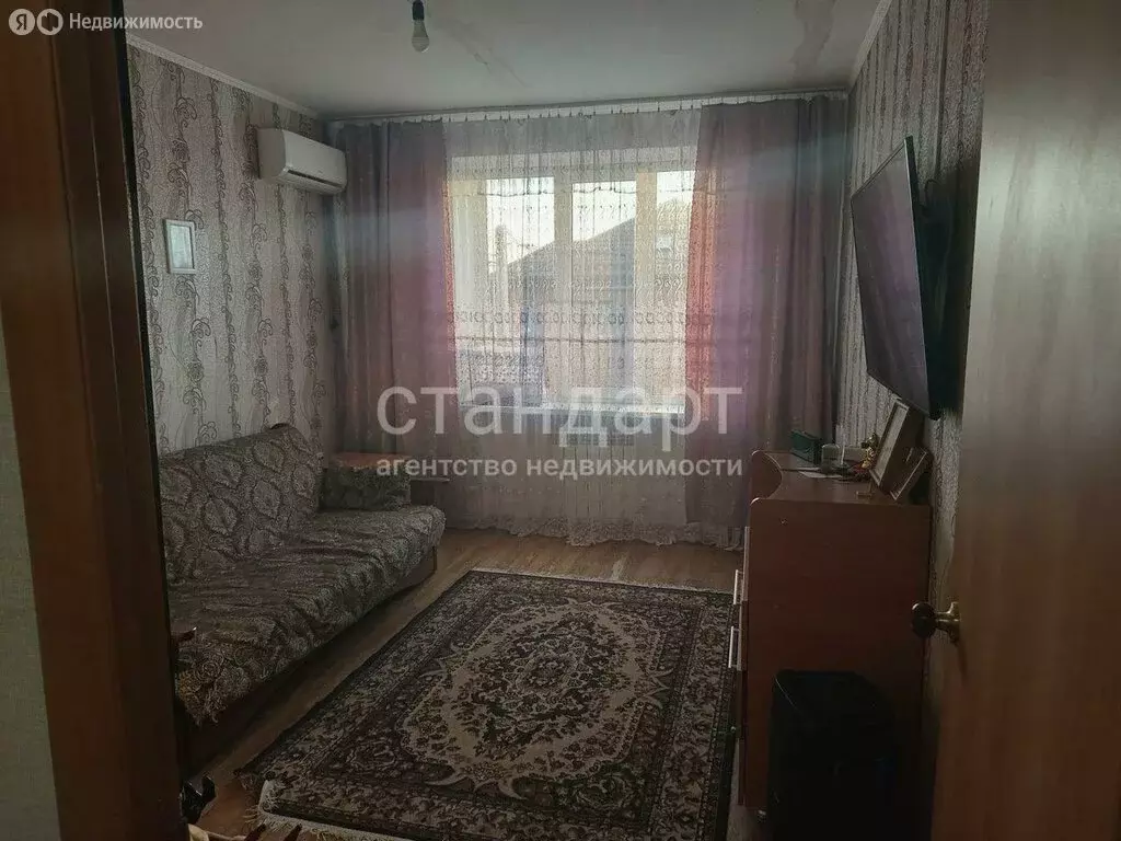 2-комнатная квартира: Ессентуки, Средняя улица, 9 (59.7 м) - Фото 0