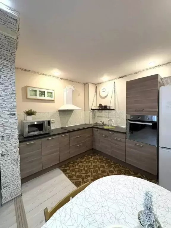 1-к кв. Омская область, Омск ул. Туполева, 4 (50.9 м) - Фото 1