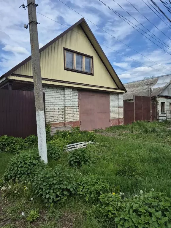 Дом в Саратовская область, Петровск ул. Кирова, 121 (114 м) - Фото 0