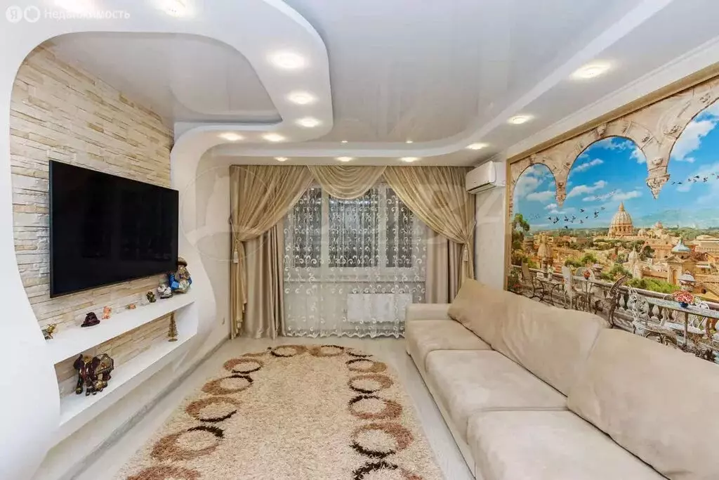 3-комнатная квартира: Тюмень, Кремлёвская улица, 85к1 (90 м) - Фото 1