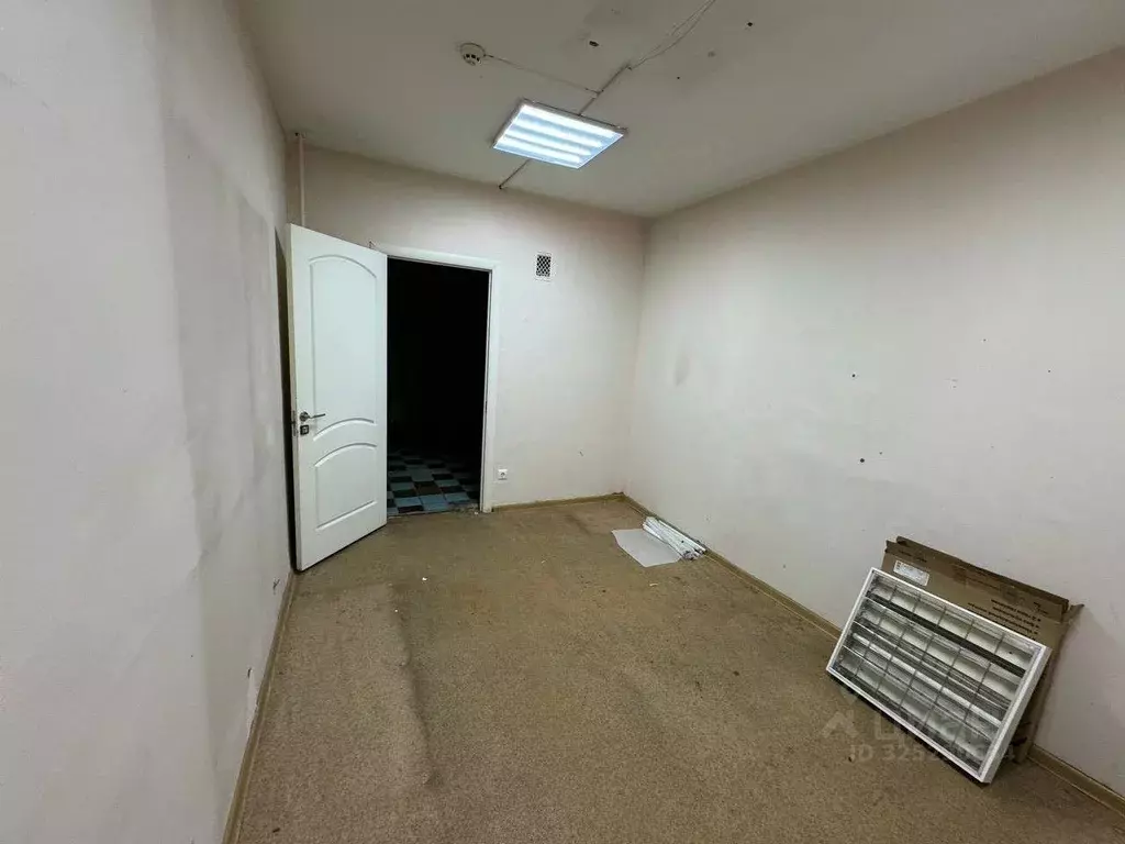 Помещение свободного назначения в Москва бул. Яна Райниса, 22К1 (14 м) - Фото 1