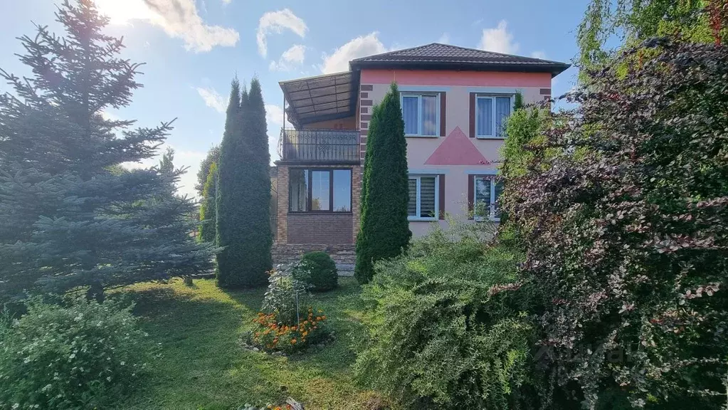 Дом в Калининградская область, Краснознаменск ул. Березовая, 2 (250 м) - Фото 1