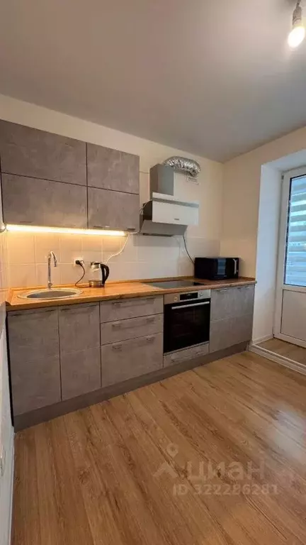 2-к кв. Пензенская область, Пенза ул. Генерала Глазунова, 9 (60.0 м) - Фото 0