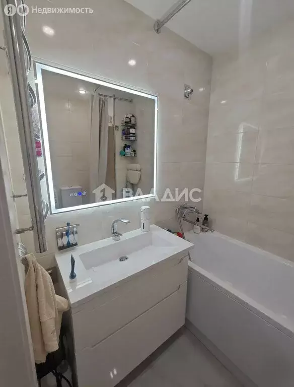 2-комнатная квартира: городской посёлок Сиверский, улица Военный ... - Фото 2