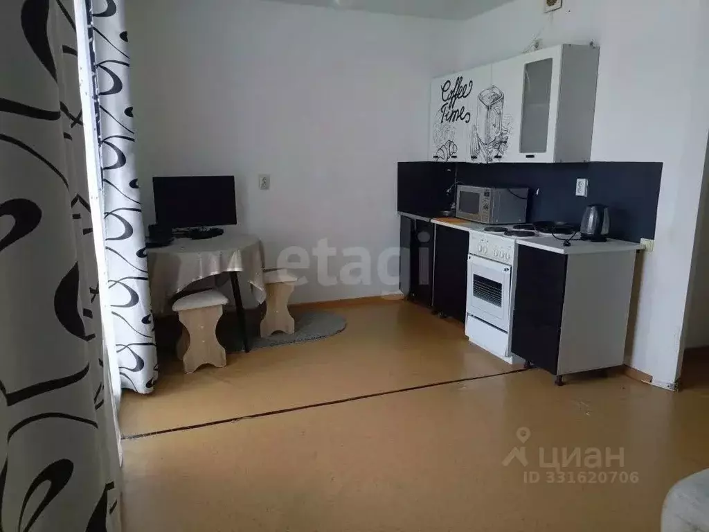 Студия Тюменская область, Тобольск 15-й мкр, 36 (23.0 м) - Фото 2