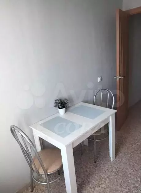 1-к. квартира, 43 м, 8/10 эт. - Фото 1