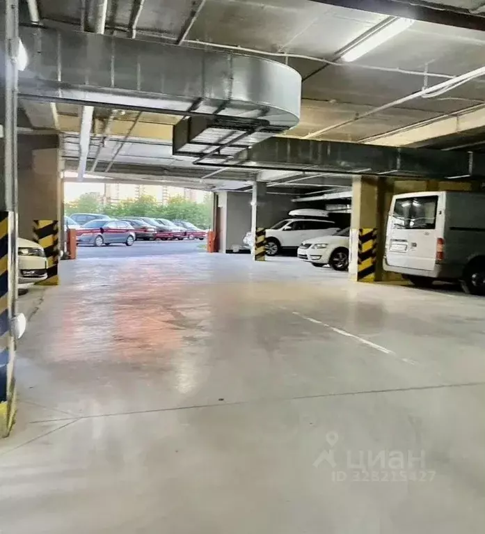 Гараж в Ленинградская область, Мурино Всеволожский район, Оборонная ... - Фото 1