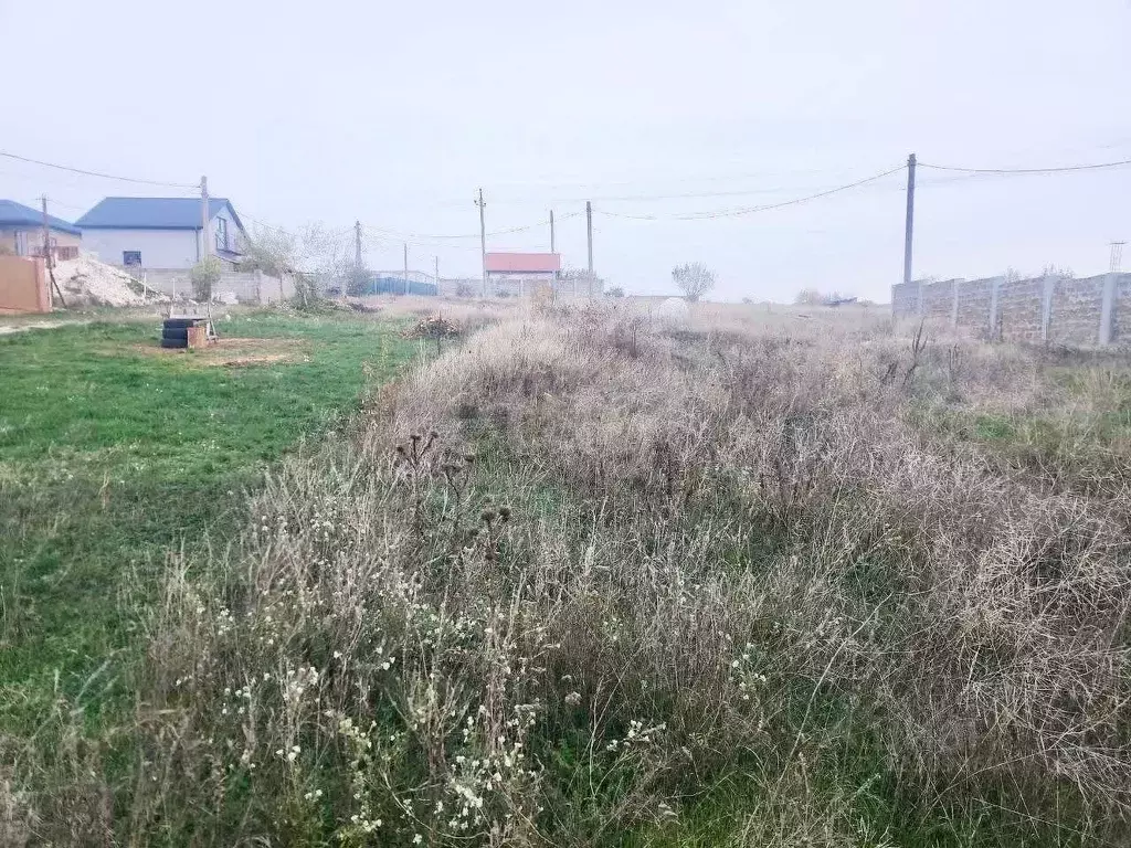 Участок в Крым, Симферопольский район, Чистенское с/пос, Строитель ... - Фото 2