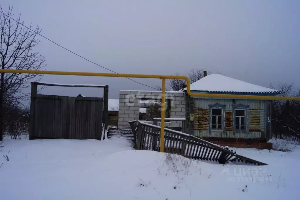 Дом в Воронежская область, Грибановский пгт ул. Кавказская, 31 (50 м) - Фото 0