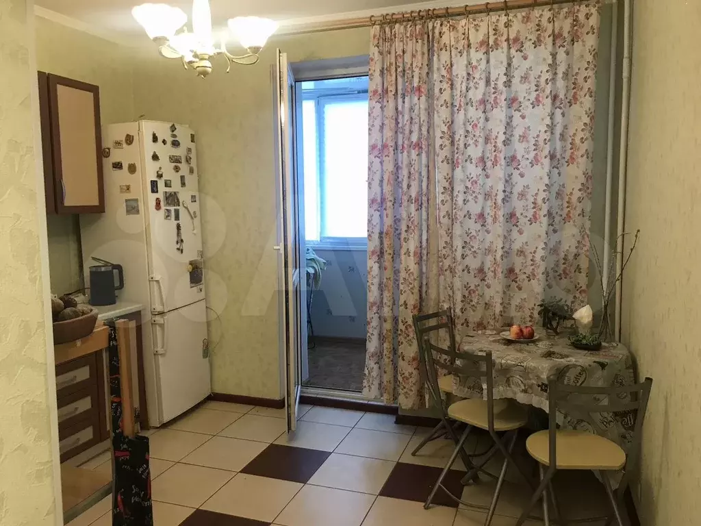 1-к. квартира, 52 м, 6/16 эт. - Фото 0