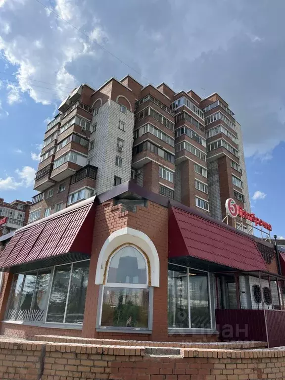 3-к кв. Омская область, Омск ул. Декабристов, 98 (72.9 м) - Фото 1