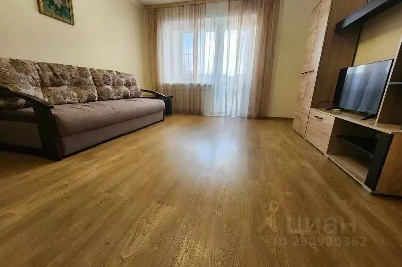 3-к кв. Орловская область, Орел Октябрьская ул., 136 (70.0 м) - Фото 2