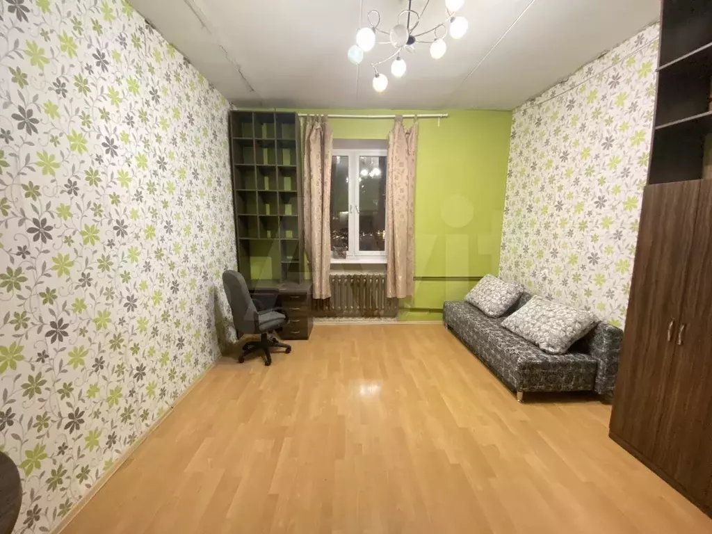 2-к. квартира, 60м, 2/5эт. - Фото 0