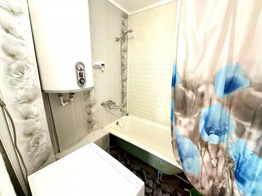 4-комнатная квартира: Петропавловск-Камчатский, квартал Нагорный, 2-я ... - Фото 1