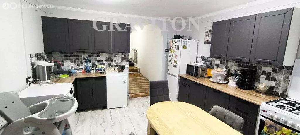 Дом в Горно-Алтайск, улица Фрунзе (98 м) - Фото 1