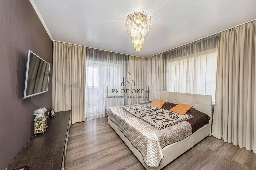 2-к кв. Челябинская область, Челябинск просп. Победы, 382А (57.0 м) - Фото 1