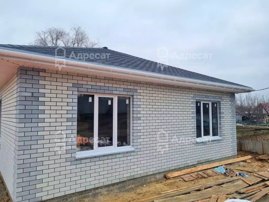 Дом в Волгоградская область, Краснослободск Среднеахтубинский район, ... - Фото 1