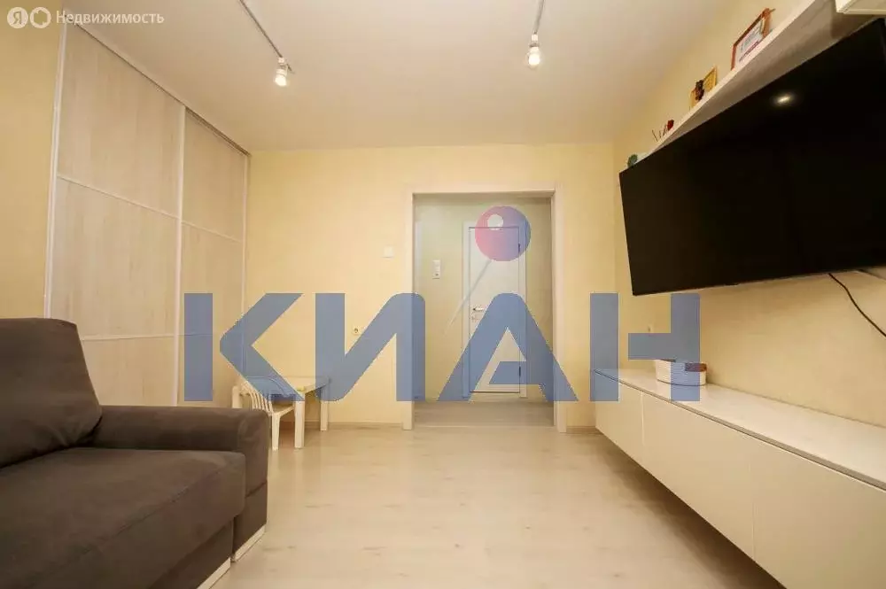 3-комнатная квартира: Красноярск, Судостроительная улица, 62 (72.1 м) - Фото 1