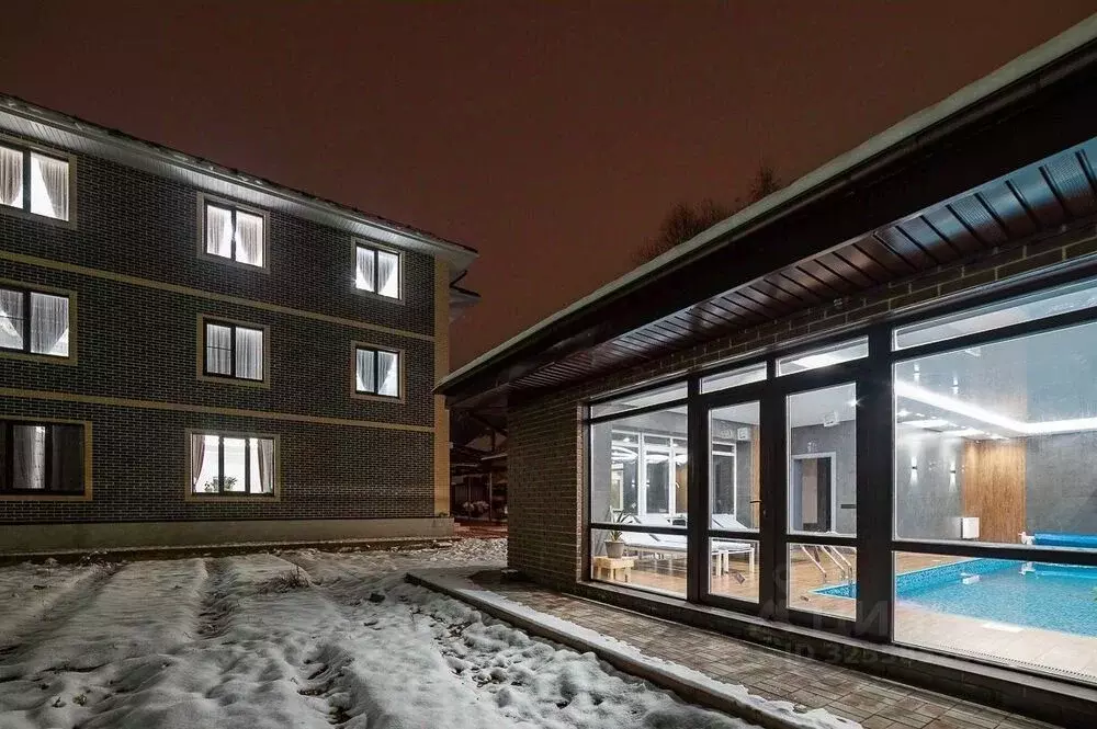 Дом в Москва д. Внуково, ул. Киевская, 16 (600 м) - Фото 1