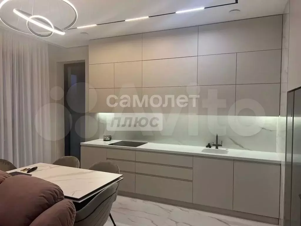 3-к. квартира, 85 м, 18/23 эт. - Фото 1