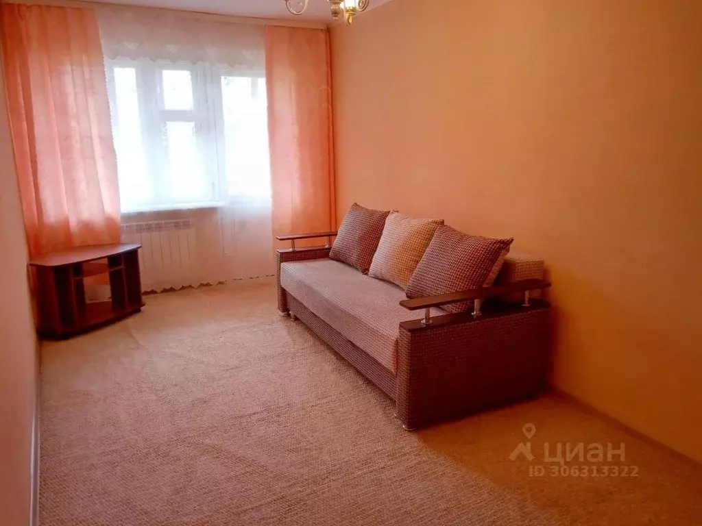 1-к кв. Курганская область, Курган ул. Радионова, 40 (30.0 м) - Фото 1