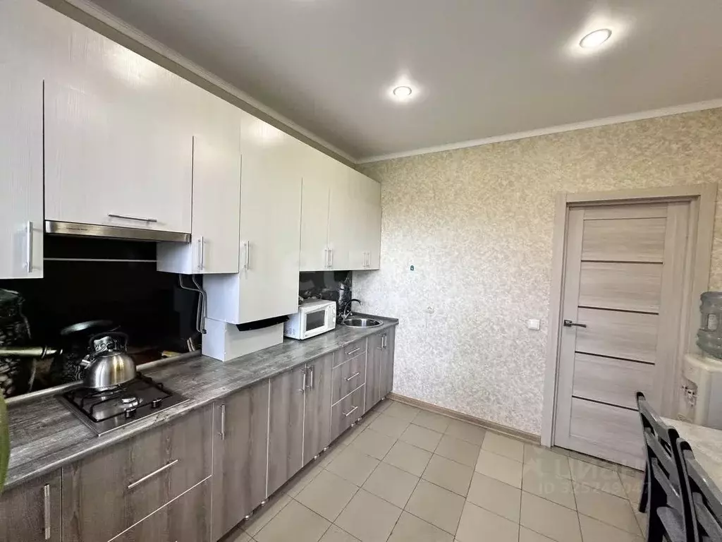 3-к кв. Краснодарский край, Ейск ул. Казачья (72.3 м) - Фото 2