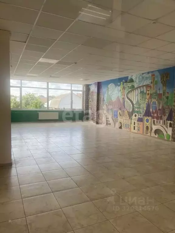 Торговая площадь в Калужская область, Таруса ул. Володарского, 1 (80 ... - Фото 1