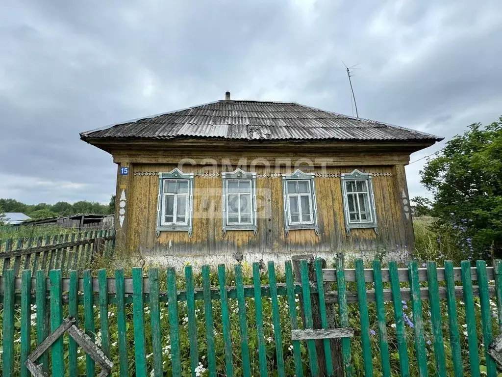 Дом в Башкортостан, Иглинский район, с. Красный Восход Уральская ул. ... - Фото 1