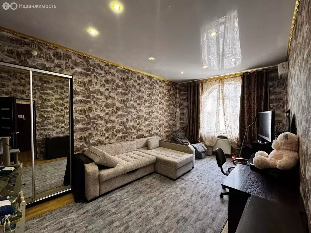 3-комнатная квартира: Севастополь, Античный проспект, 8 (75.9 м) - Фото 2